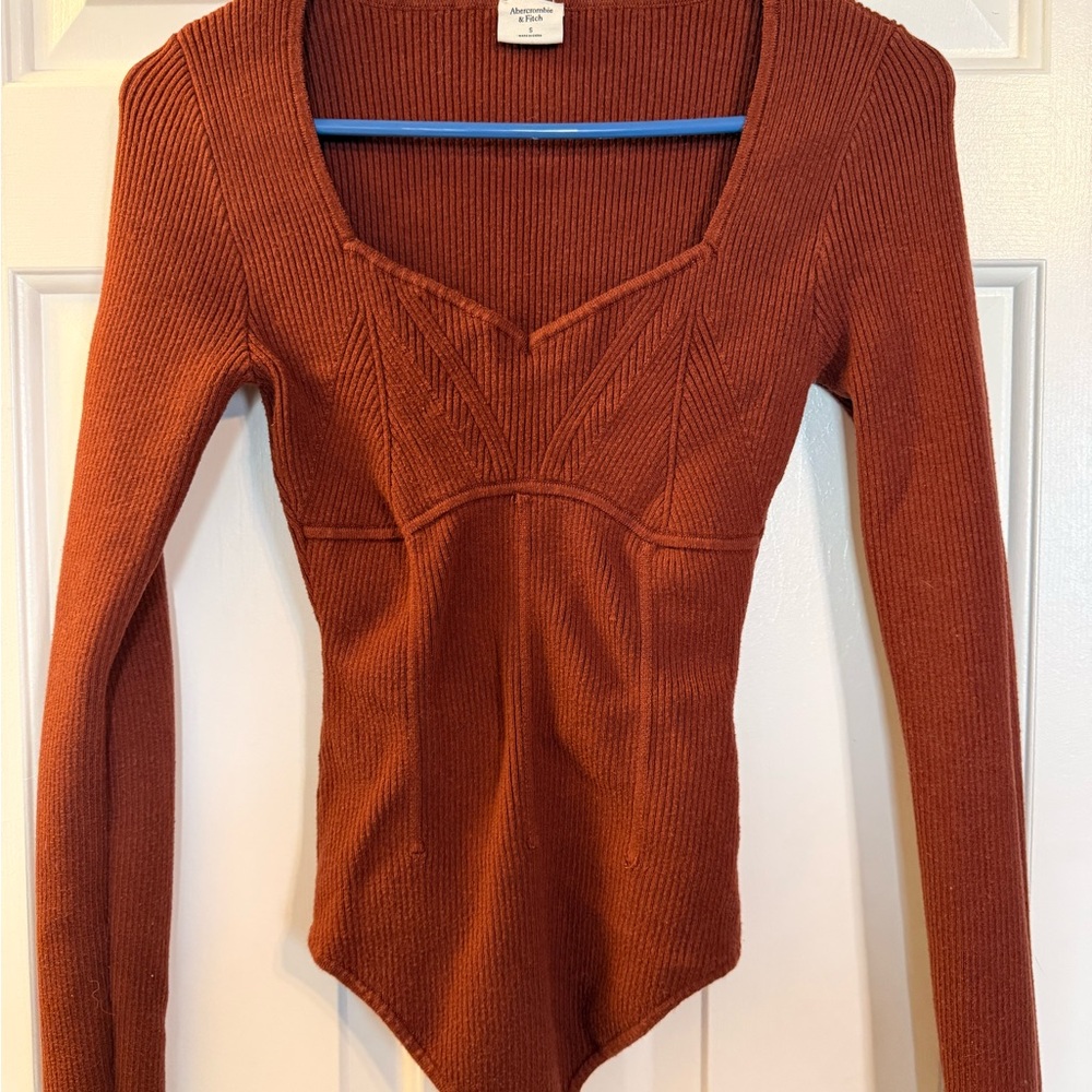 Abercrombie & Fitch Burgundy Ribbed Top
